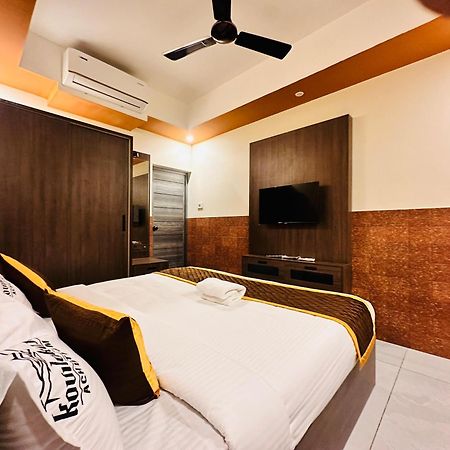 Kovilakam Achutham Guruvayur Bagian luar foto