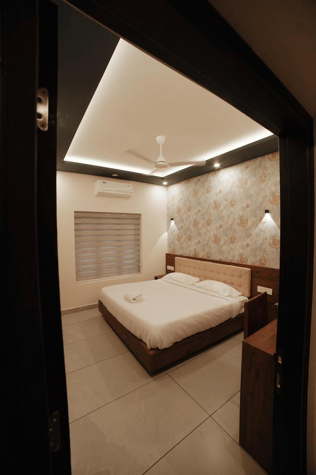 Kovilakam Achutham Guruvayur Bagian luar foto